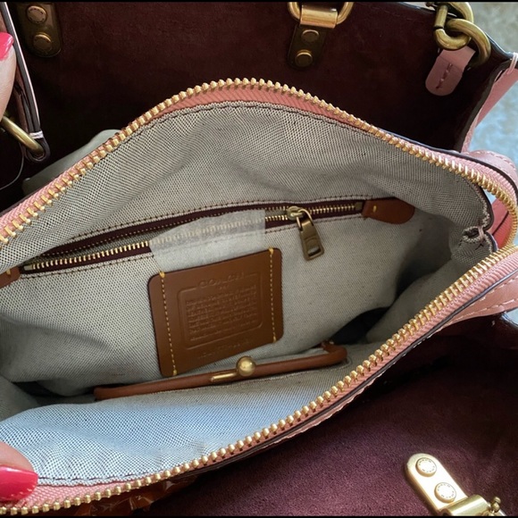 SOLD Coach Rogue 1941 - Picture 12 of 13